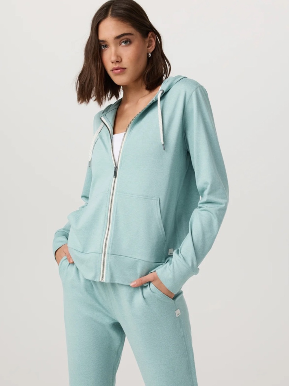 VUORI SET! Halo Performance Hoodie 2.0 and Joggers